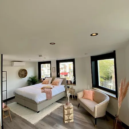 Boutique Le•bar 4*