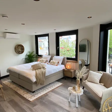 Boutique Le•bar Aparthotel 4*