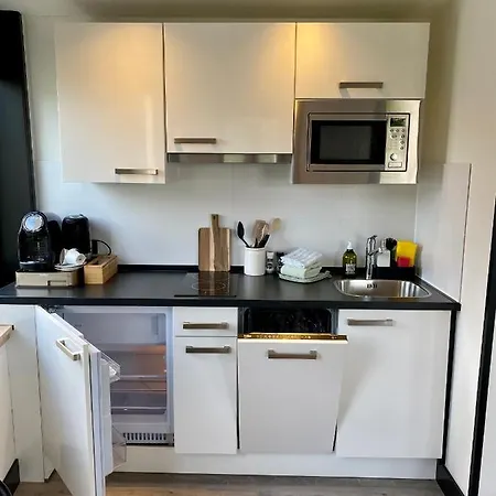 Boutique Le•bar Aparthotel 4*